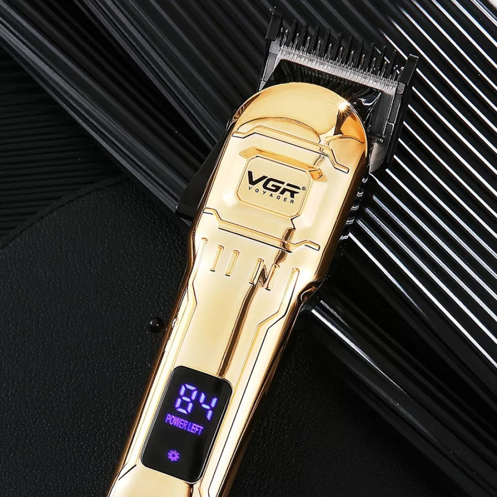 Aparat de tuns profesional VGR-V268, 10W, fara fir, afisaj LCD, 4 capete piepten, lama titan, incarcare USB